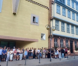 Frankfurt vor dem Goethehaus