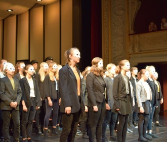 Brundibár im Mecklenburgischen Staatstheater 2018