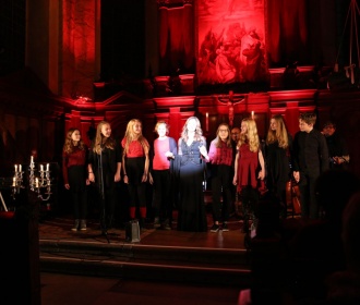 Weihnachtssingen mit Vicky Leandros in der Schelfkirche 2017